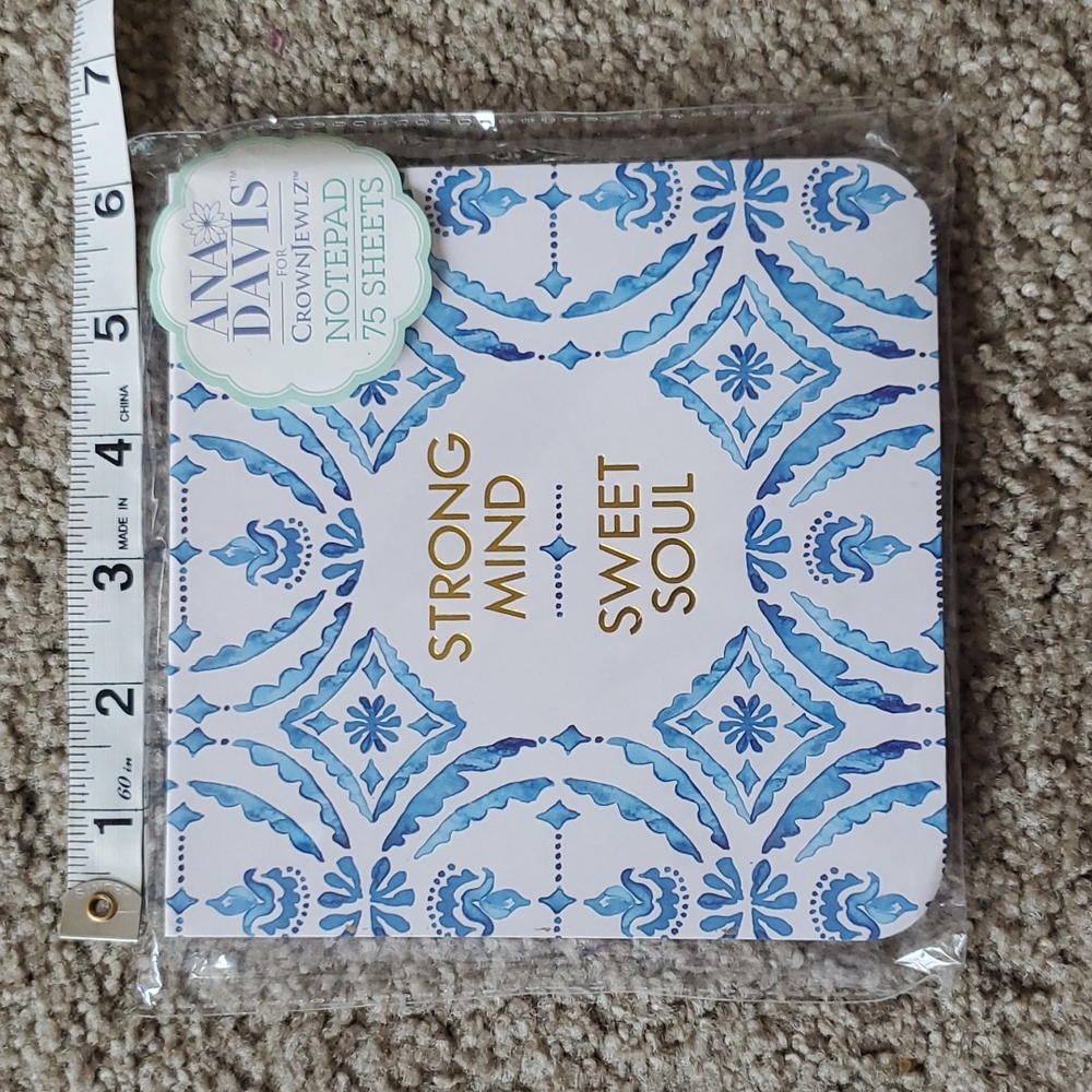 New! Ana Davis for Crownjewlz 75 sheet "Strong Mind, sweet soul" notepad
